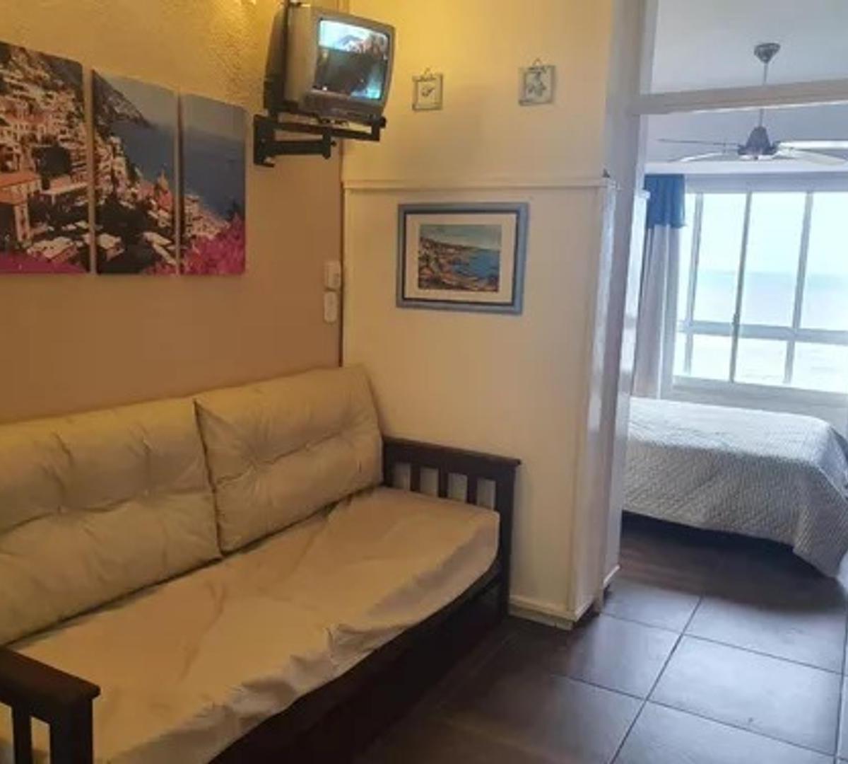 Av Mitre 600 - Monoamb. Dividido y Amoblado Frente Al Mar! 3