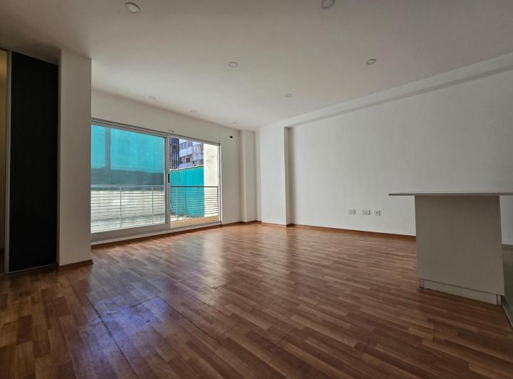 MONOAMBIENTE CON BALCÓN EN EXC. UBICACIÓN! 3