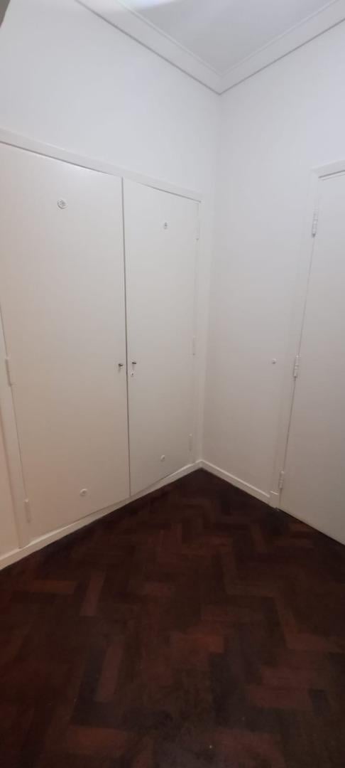 LACROZE 3822 - COLEGIALES - 2 AMB. SOBRE AVDA. LACROZE!