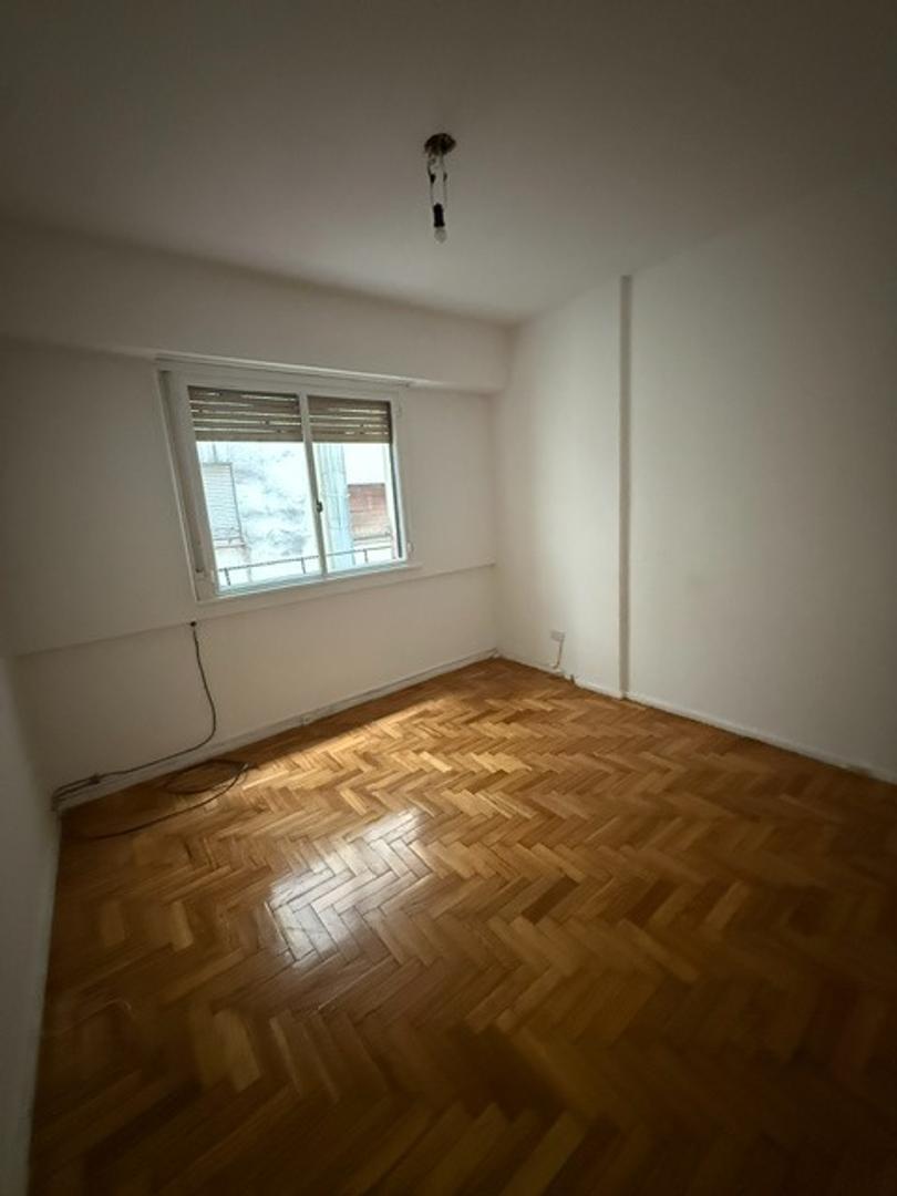 Foto de CÓMODO DEPARTAMENTO 2 AMB, REFACCIONADO.EXCELENTE UBICACION, imagen 4