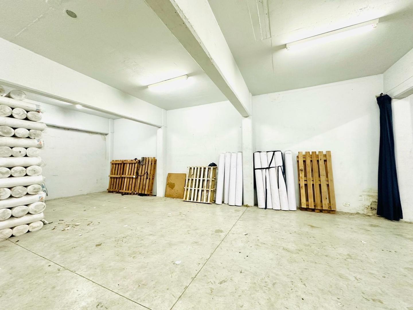 Foto de LOCAL/GALPÓN/ EDIFICIO EN VENTA EN VALENTIN ALSINA, imagen 1