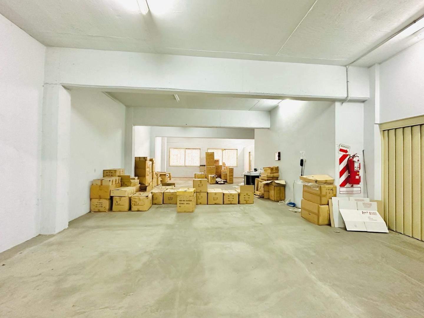 Foto de LOCAL/GALPÓN/ EDIFICIO EN VENTA EN VALENTIN ALSINA, imagen 5