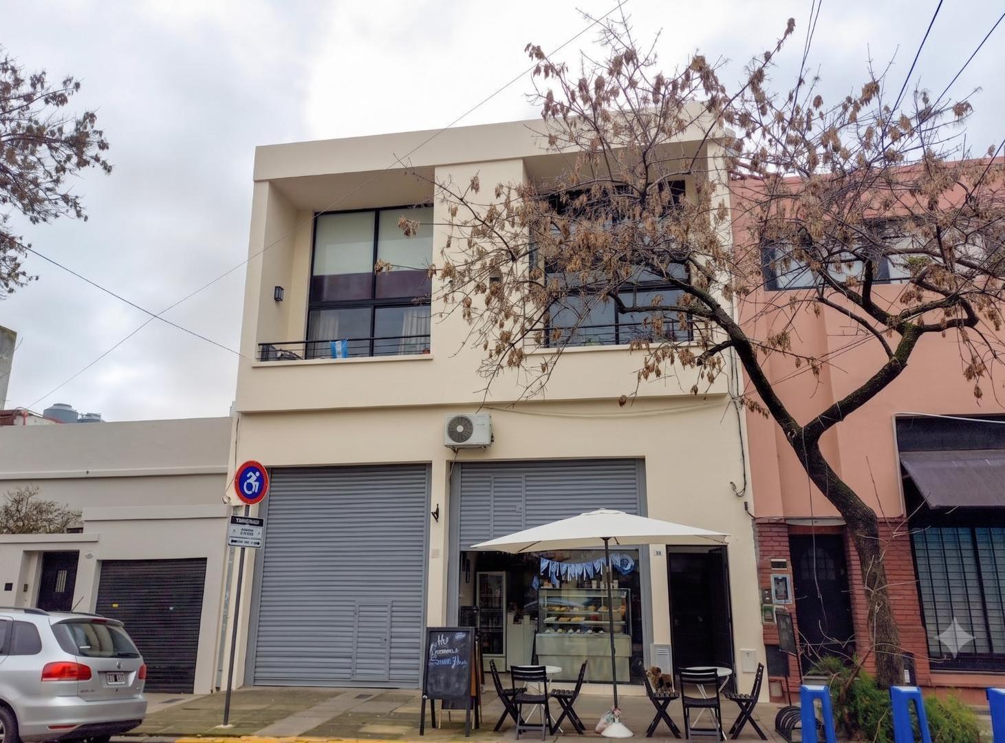 Foto de MODERNO PH AL FRENTE TIPO DÚPLEX DE 3 AMB. SIN EXPENSAS!, imagen 2