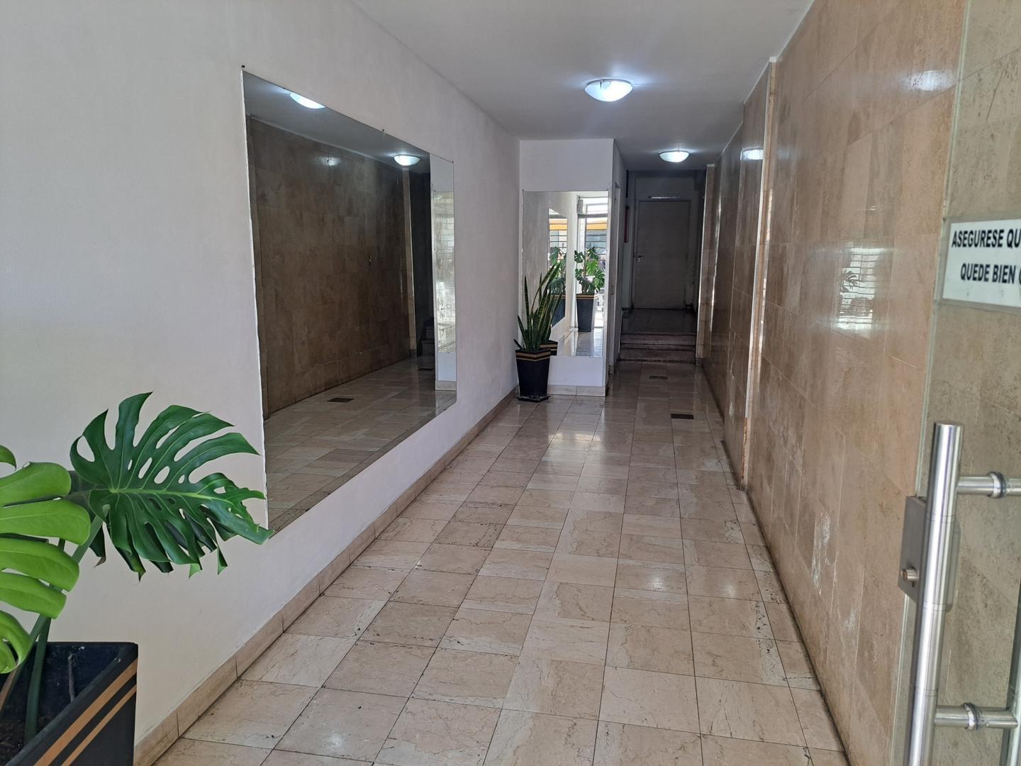 Foto de AV. FOREST 600 - COLEGIALES - 2 AMB. LUMINOSO, BUEN ESTADO !, imagen 4