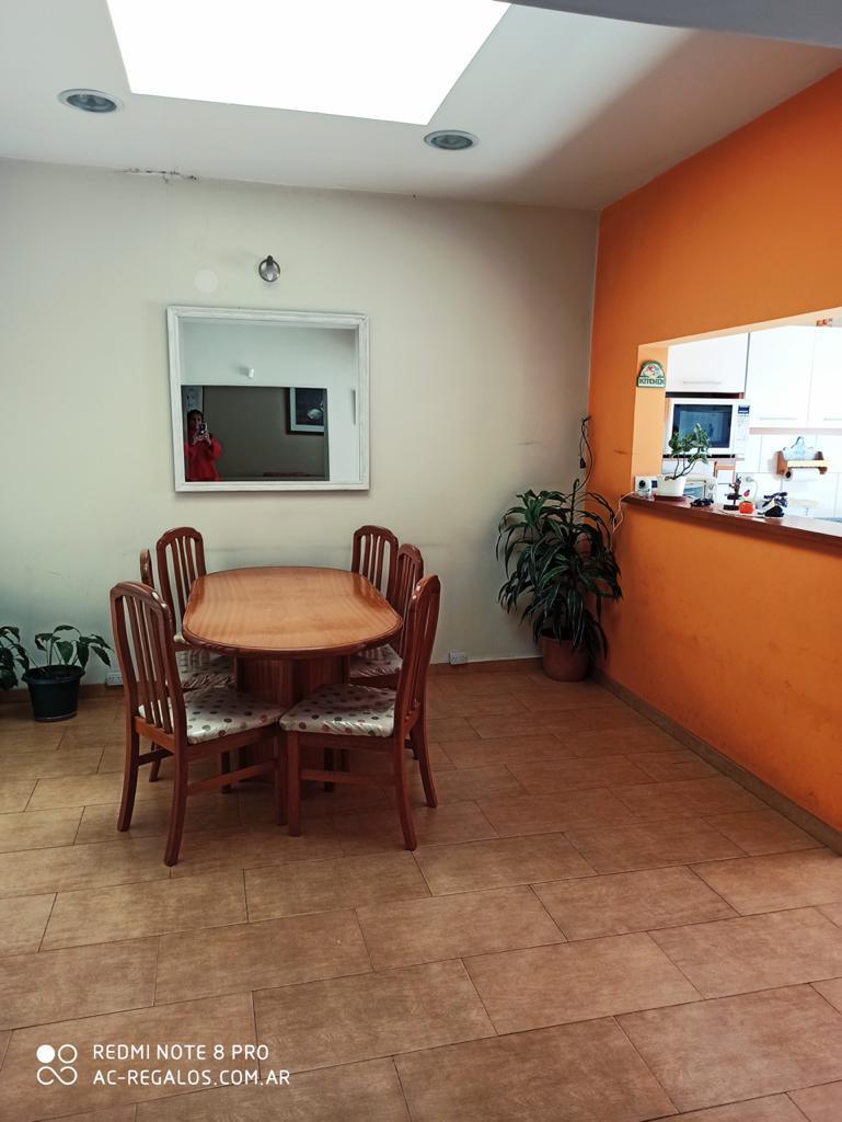 Casa 6 Amb de Categoría con Gran Patio Terraza y Cochera Cubierta 3