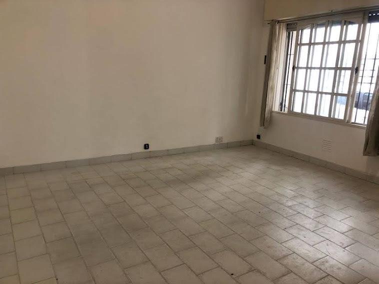 PH Monoambiente. (Local Comercial) Pb Sin Expensas. Ideal Inversion! 2