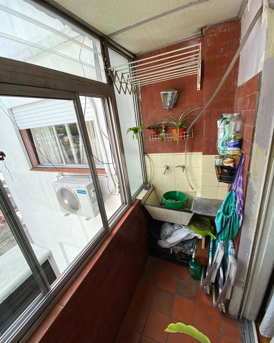 Hermoso Departamento de Tres Ambientes con Balcón y Cocina Separada! 5