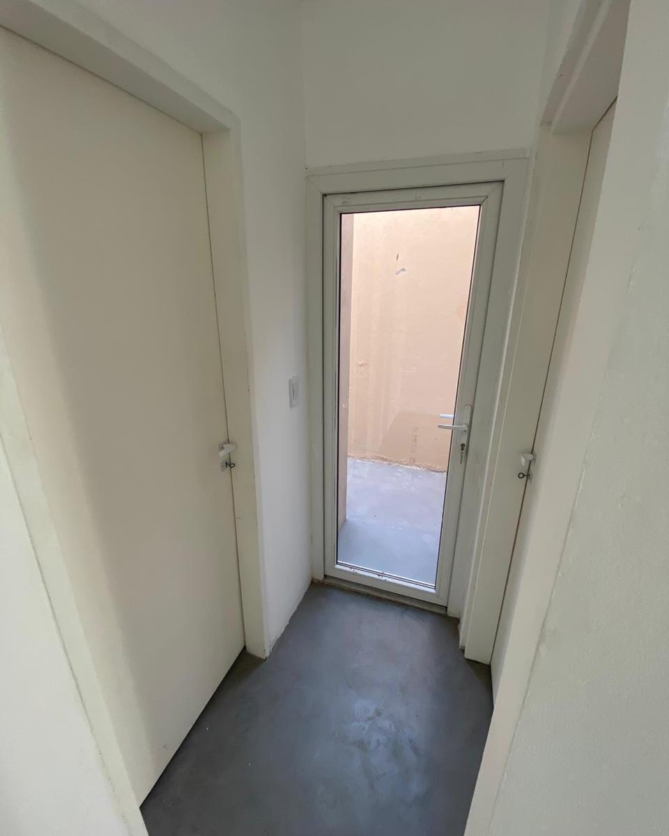 Excelente PH 2 ambientes con balcón y patio a estrenar!!