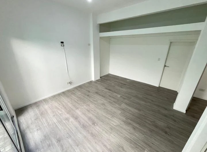 Excelente depto 3 amb c/patio refaccionado a nuevo!! 1