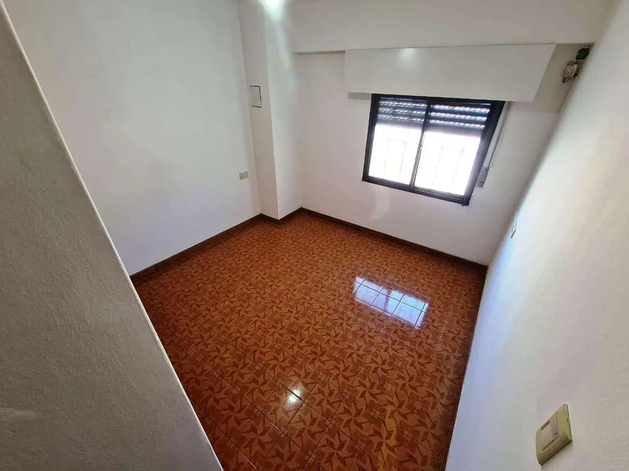 Departamento EN VENTA DE 3 AMBIENTES. PIÑEYRO, AVELLANEDA. 4
