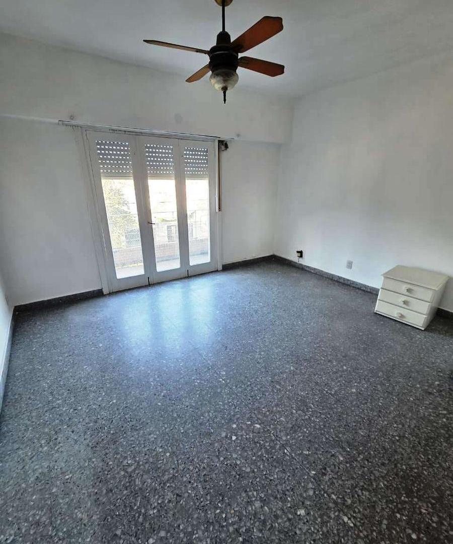 Foto de Amplio departamento de 3 ambientes en alquiler., imagen 3