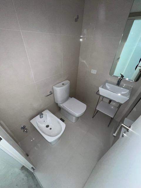 Venta Piso 4 Ambientes 4 Baños Dependencia Pileta Parrilla Luminoso Full Amenities Torre Evoque Belg 5