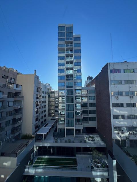 Venta Piso 4 Ambientes 4 Baños Dependencia Pileta Parrilla Luminoso Full Amenities Torre Evoque Belg 2