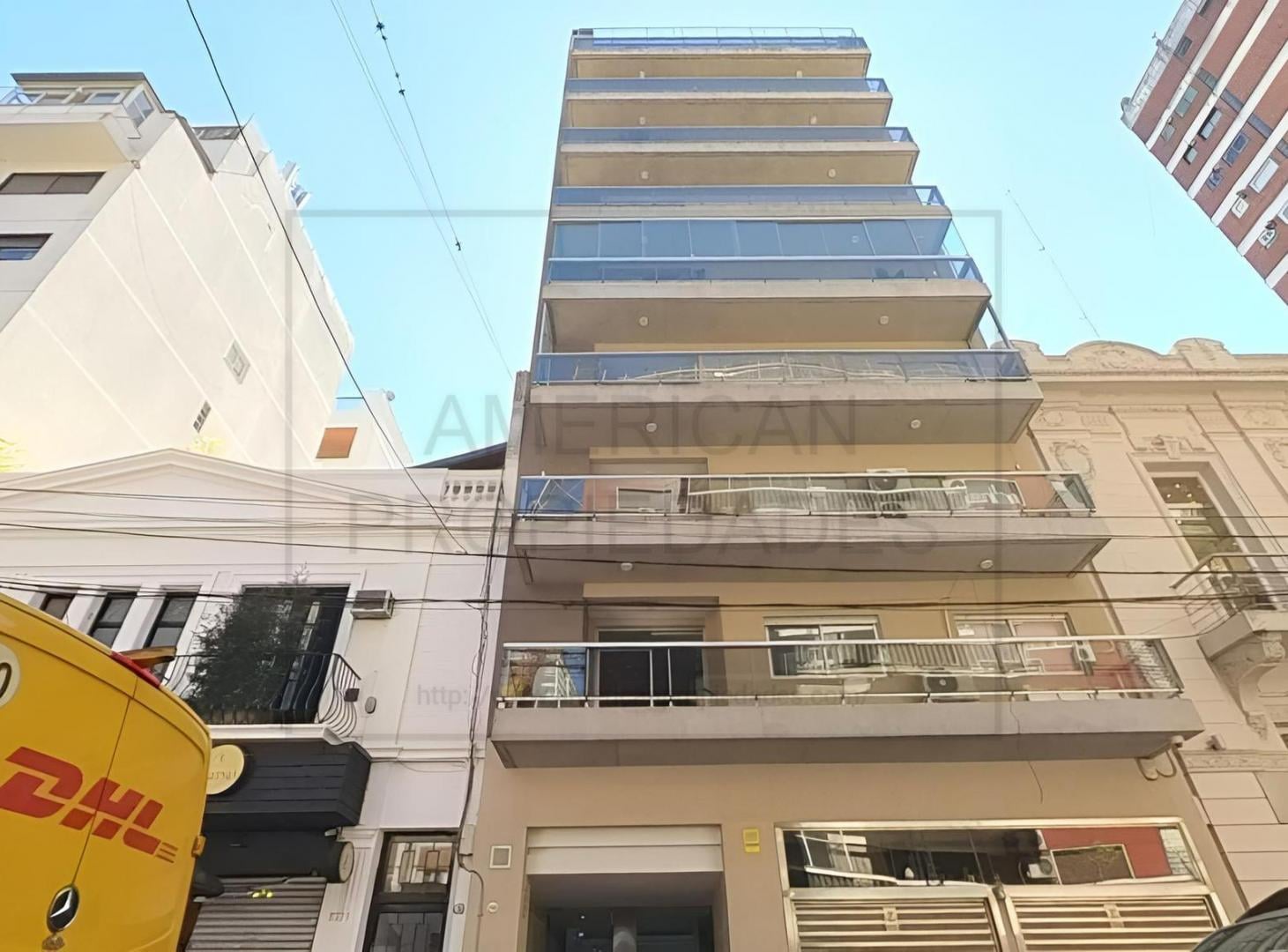 Venta Piso 3 dormitorios 2 baños Cochera Parrilla Pileta Balcon corrido Belgrano