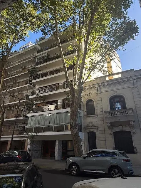 Venta Piso 3 dormitorios 4 baños Dependencia Cochera Belgrano 2