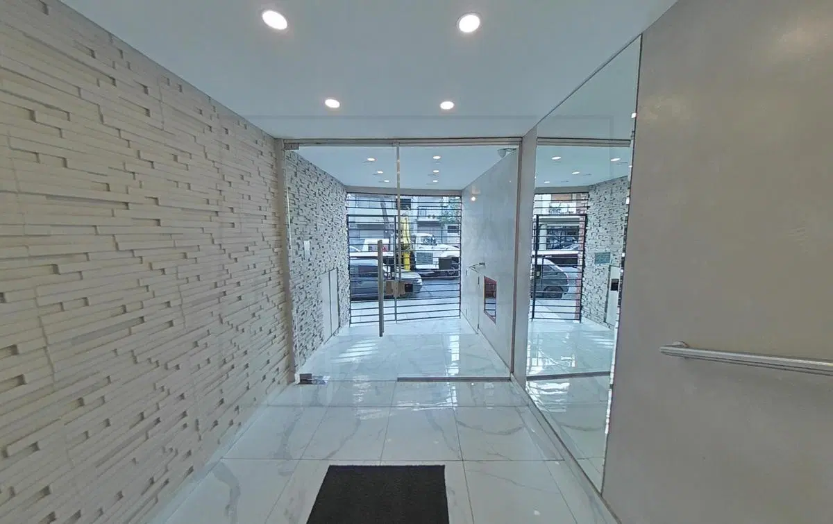 Venta Piso 120 mts2 3 dormitorios 4 baños Cochera Balcón aterrazado Palermo 5