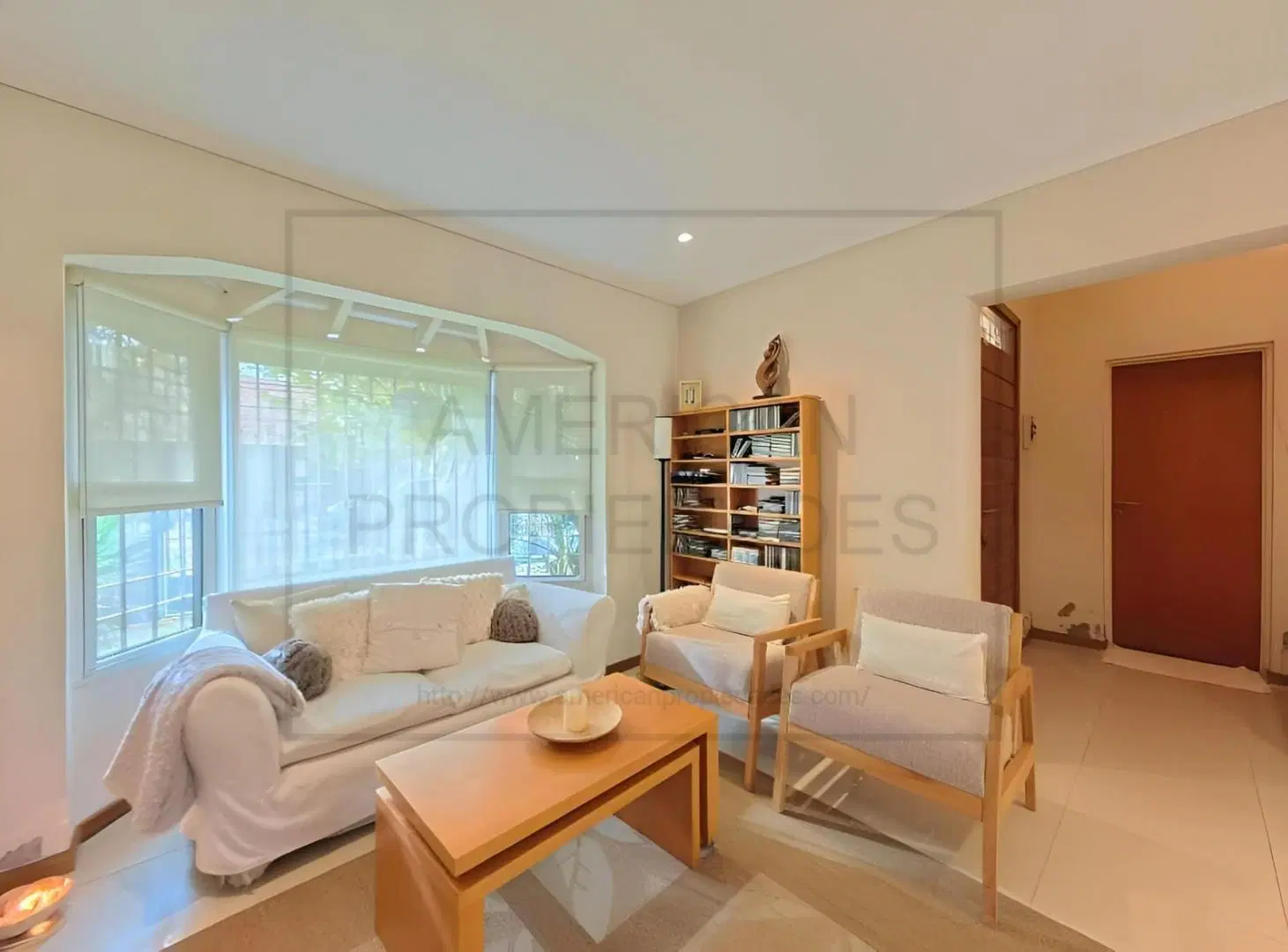 Venta Casa 158 mts2 3 dormitorios parque 2 cocheras San Isidro 4
