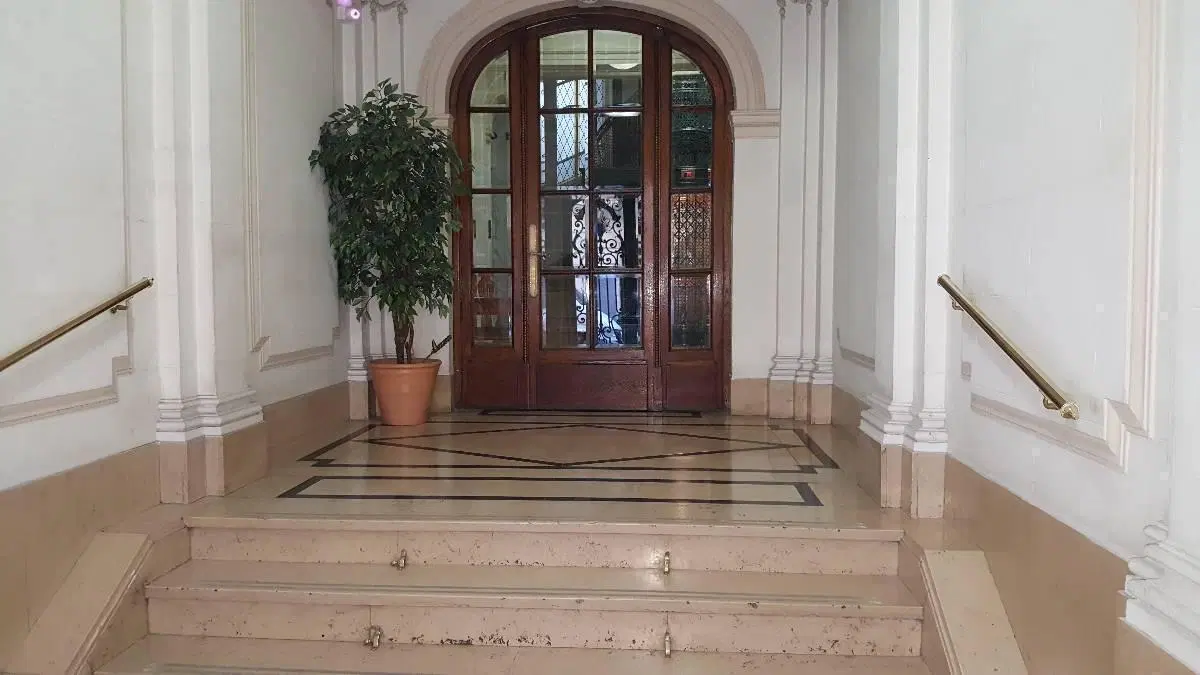 Venta 4 ambientes con Dependencia 140mts2 San Telmo 3
