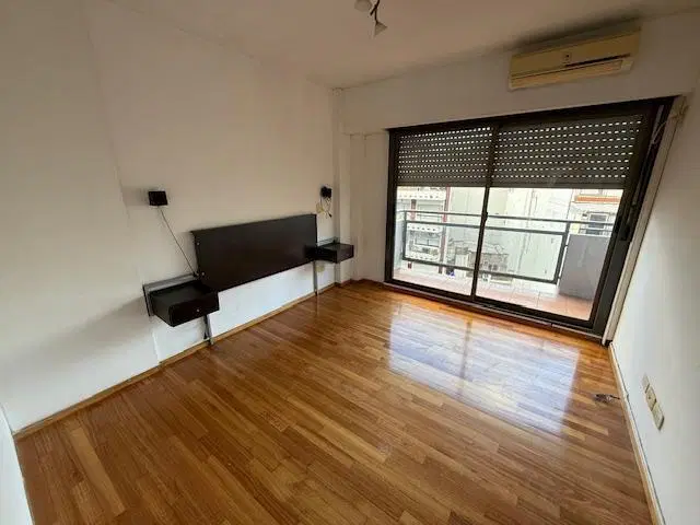 Alquiler 2 ambientes Living comedor Baño Alto Luminoso Pileta Las Cañitas 5