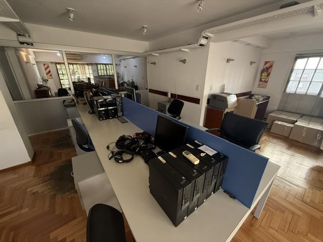 Foto de Alquiler Oficina 4 despachos + 2 areas de trabajo 2 cocheras fijas, imagen 1