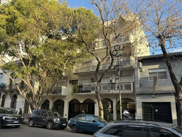 Alquiler Oficina 4 despachos + 2 areas de trabajo 2 cocheras fijas individuales Colegiales 2