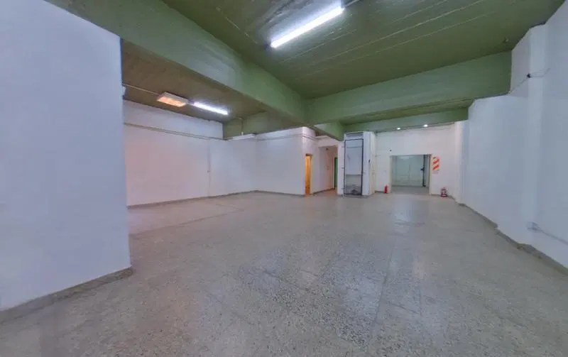 Alquiler Edificio Comercial Avenida Forest polo audiovisual montacargas medios locomoción Chacarita 8