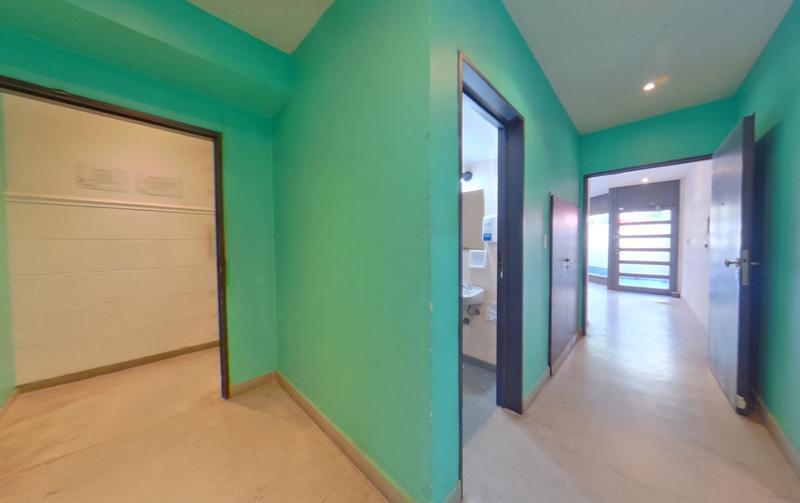Foto de Alquiler Edificio Comercial Avenida Forest polo audiovisual montacargas, imagen 2