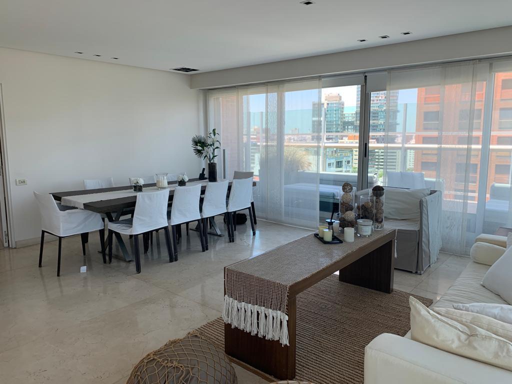 Foto de Alquiler Triplex 3 dormitorios en suite 5 baños 3 cocheras parrilla, imagen 1