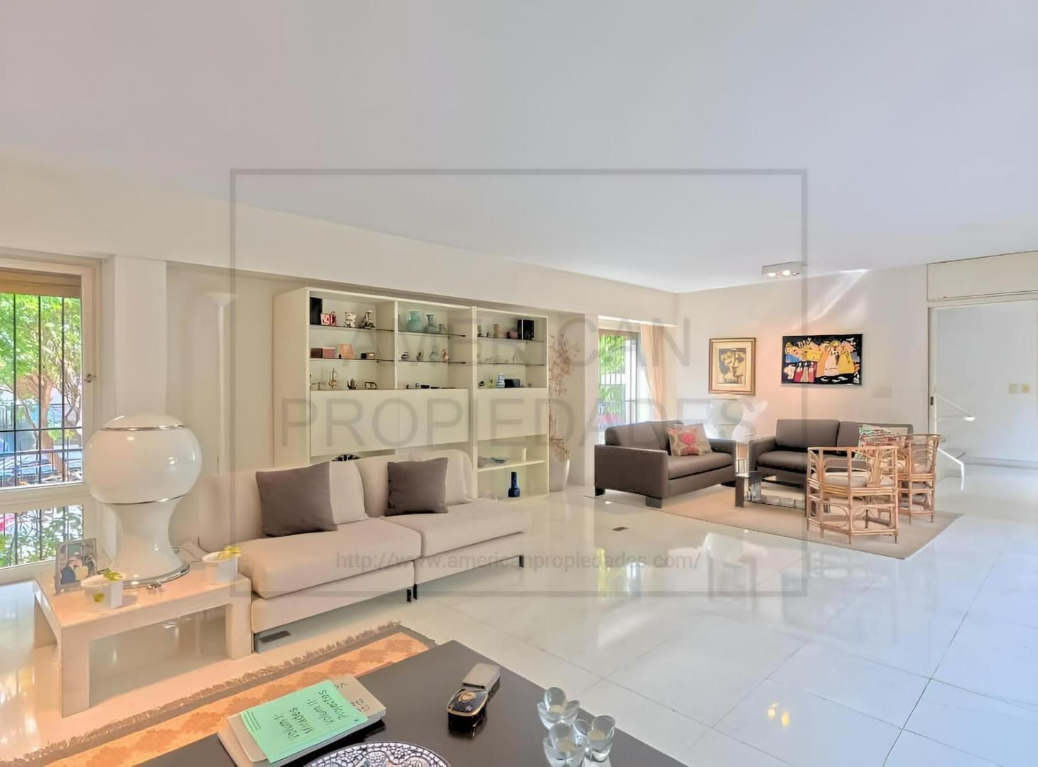 Foto de Venta Casa 500 mts2 Mario Roberto Álvarez triple frente Pileta Jardín, imagen 5