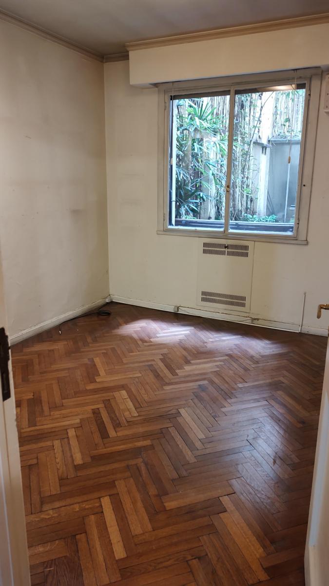 Semipiso 6 Amb con Patio. Doble Dependencia. 170 m². Para Refaccionar. 2