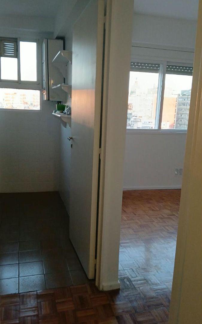 Foto de MONOAMBIENTE LUMINOSO, IMPECABLE, VISTA ABIERTA, PISO ALTO, imagen 2