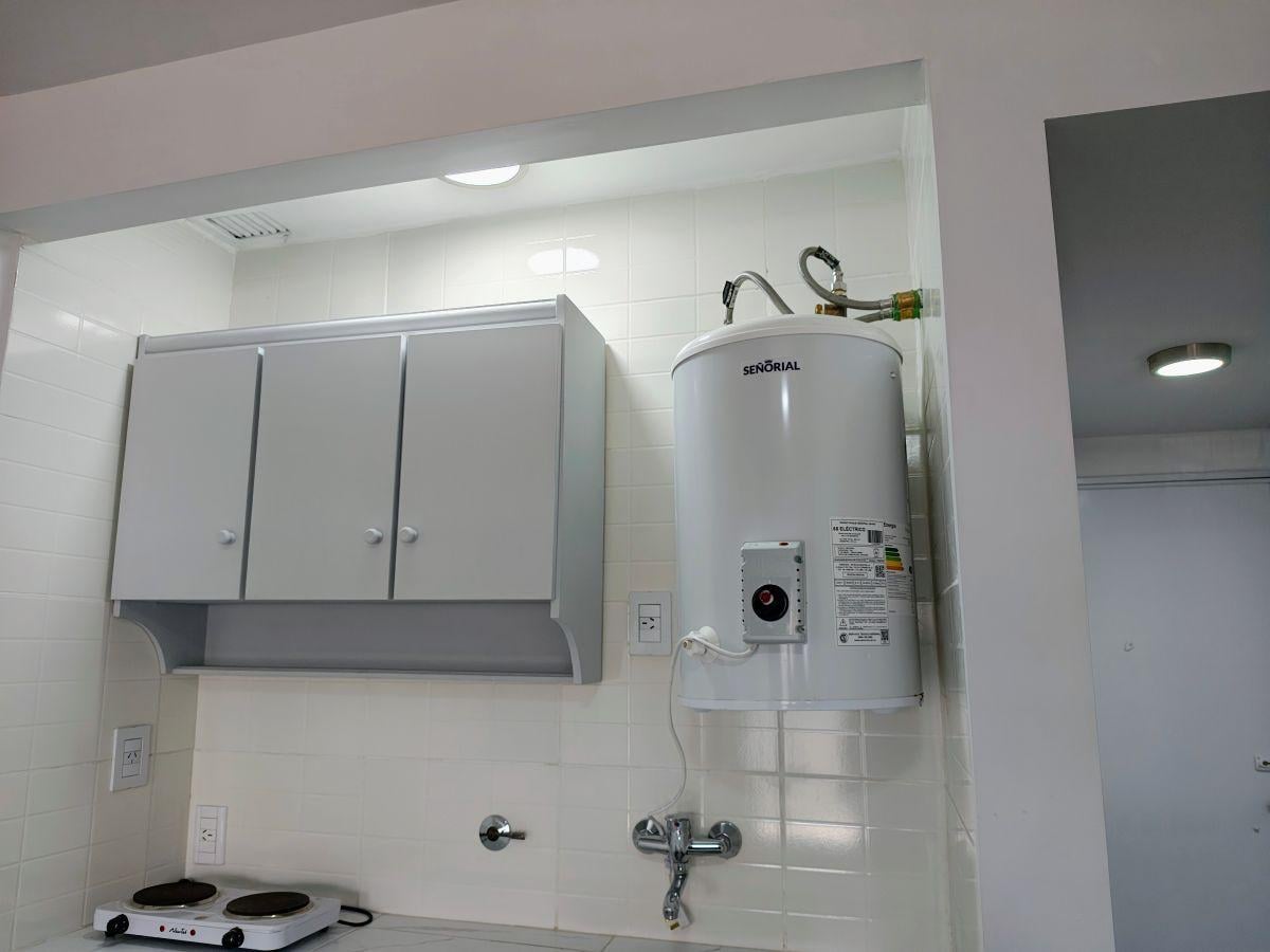 Foto de Monoambiente c/balcón Excelente estado! Bajas expensas, imagen 5