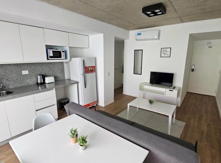 Imperdible 3 Ambientes en San Telmo | Edificio Frente al Parque Lezama 2