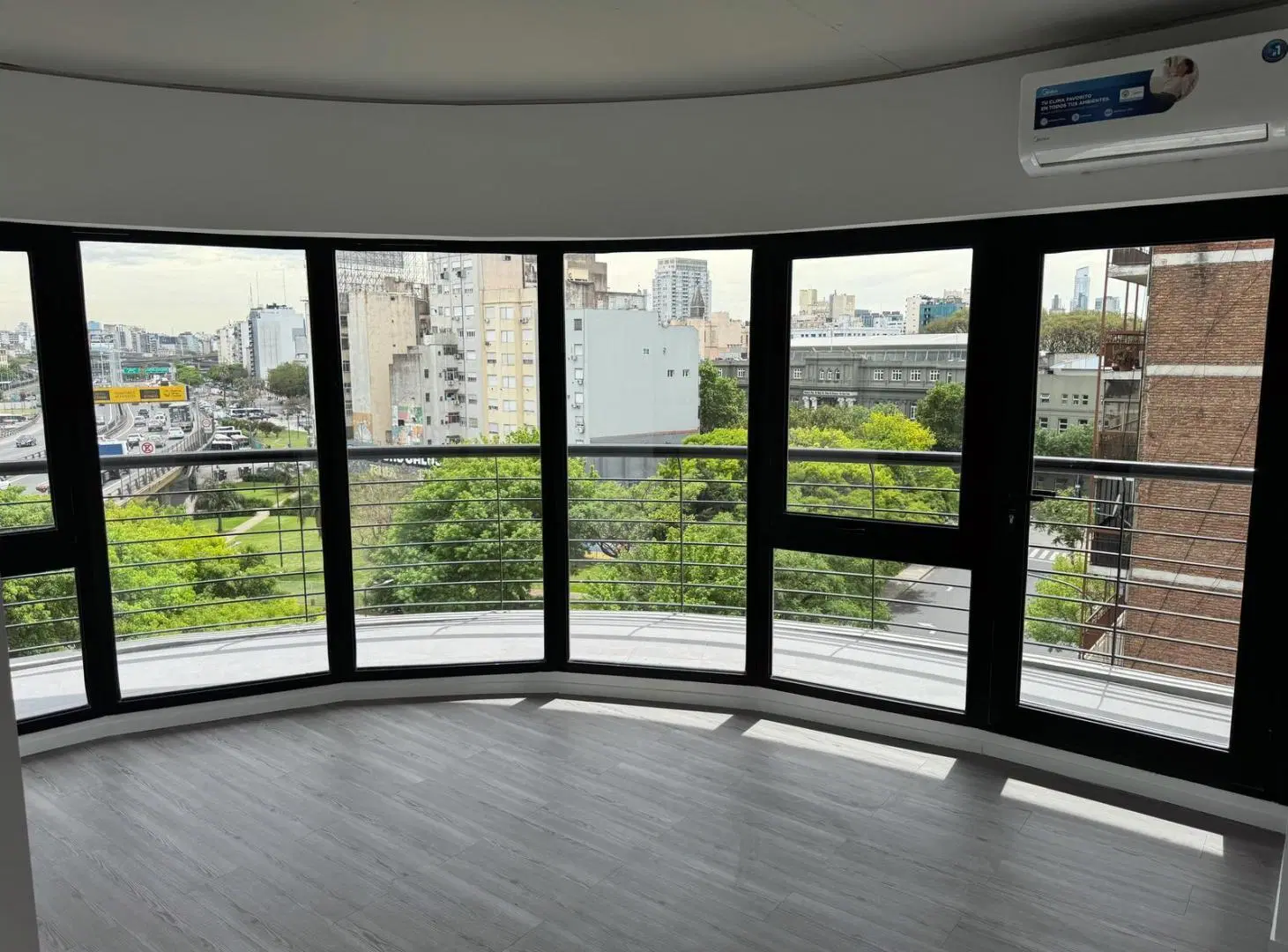 Barracas | Departamento 3 ambientes con Balcón | MOCA 2 3