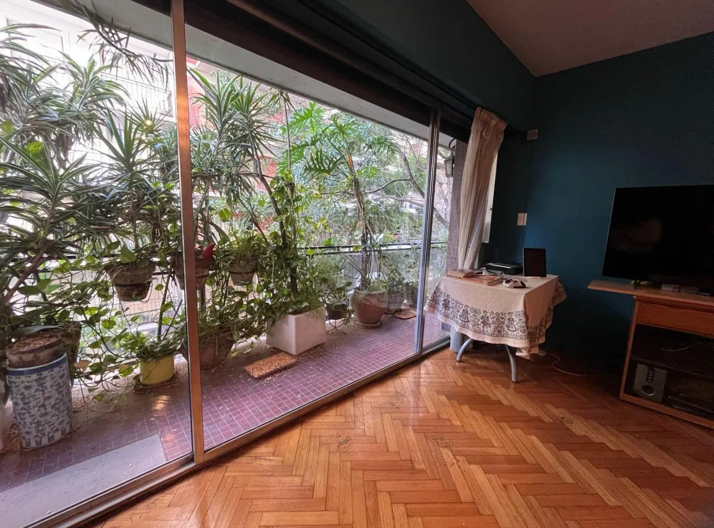 Venta departamento en Recoleta 4 ambientes con balcon al frente 3