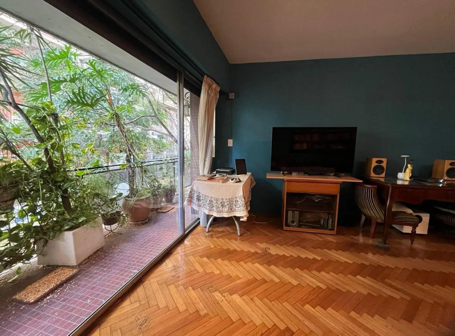 Venta departamento en Recoleta 4 ambientes con balcon al frente 4