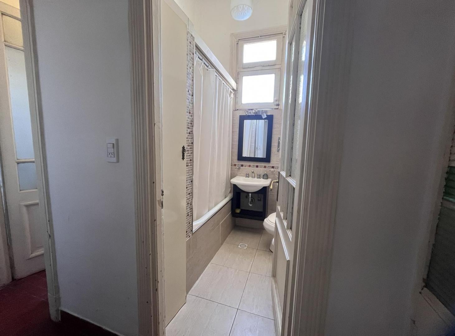 Venta departamento 4 ambientes en Balvanera con Balcon