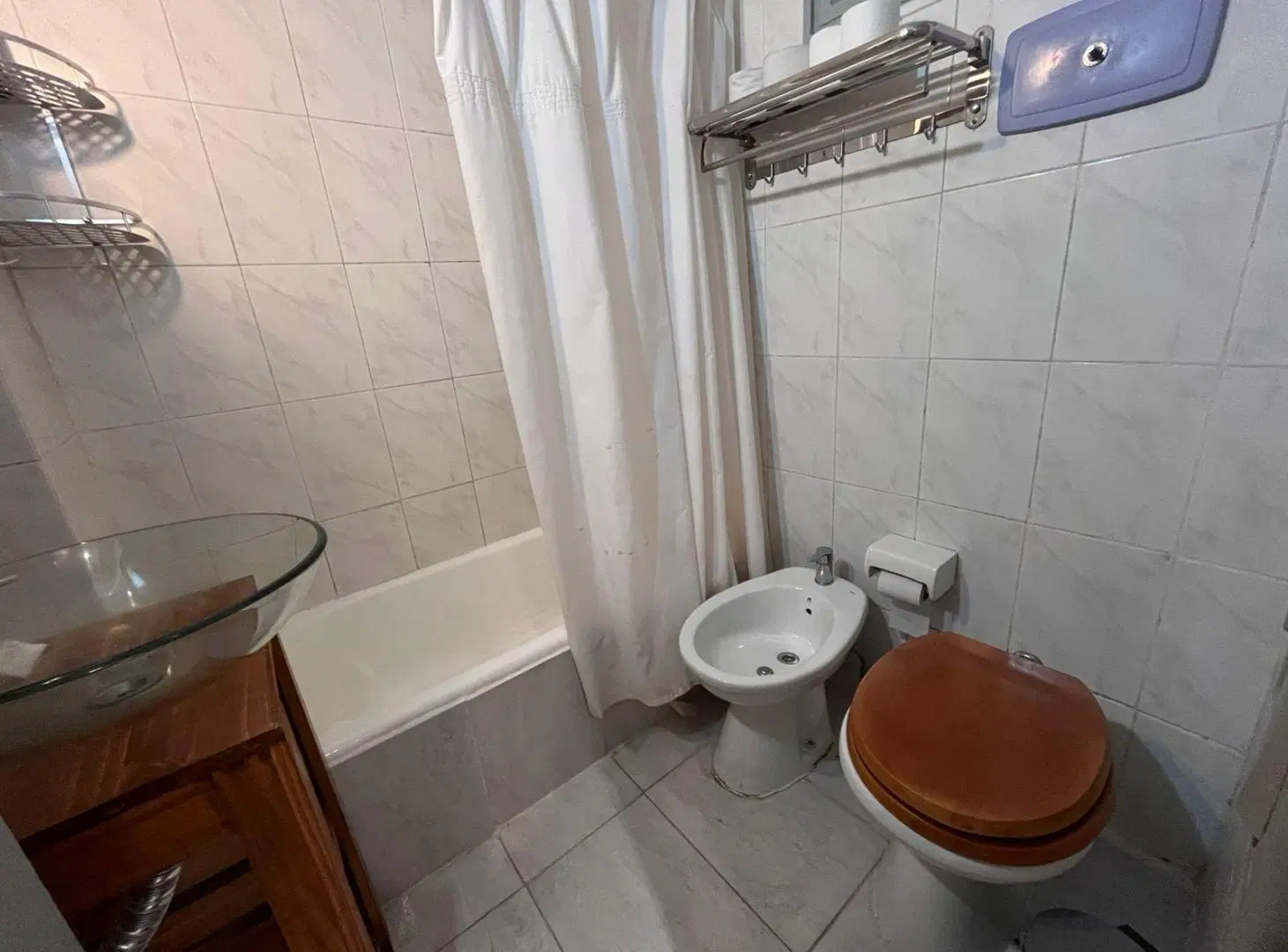 Venta departamento dos ambientes en Retiro, con terraza patio 4