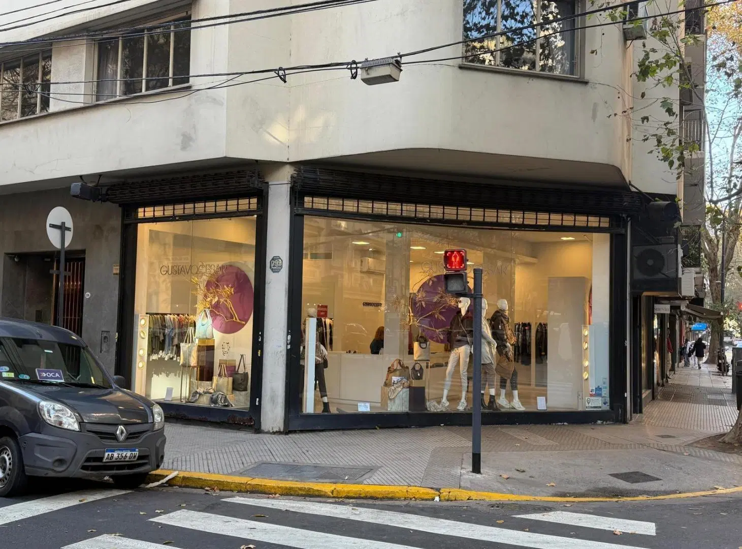 Local en venta en Rodriguez Peña esquina Arenales 3