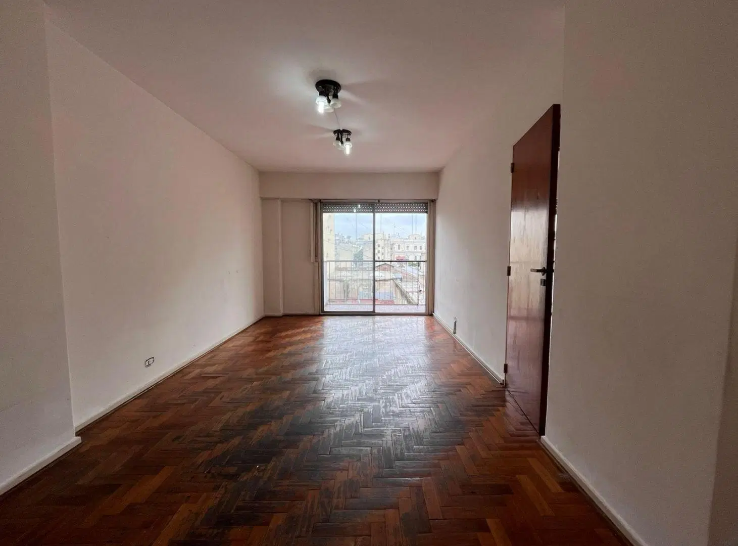 Venta Departamento 3 ambientes con balcon Super Luminoso 4