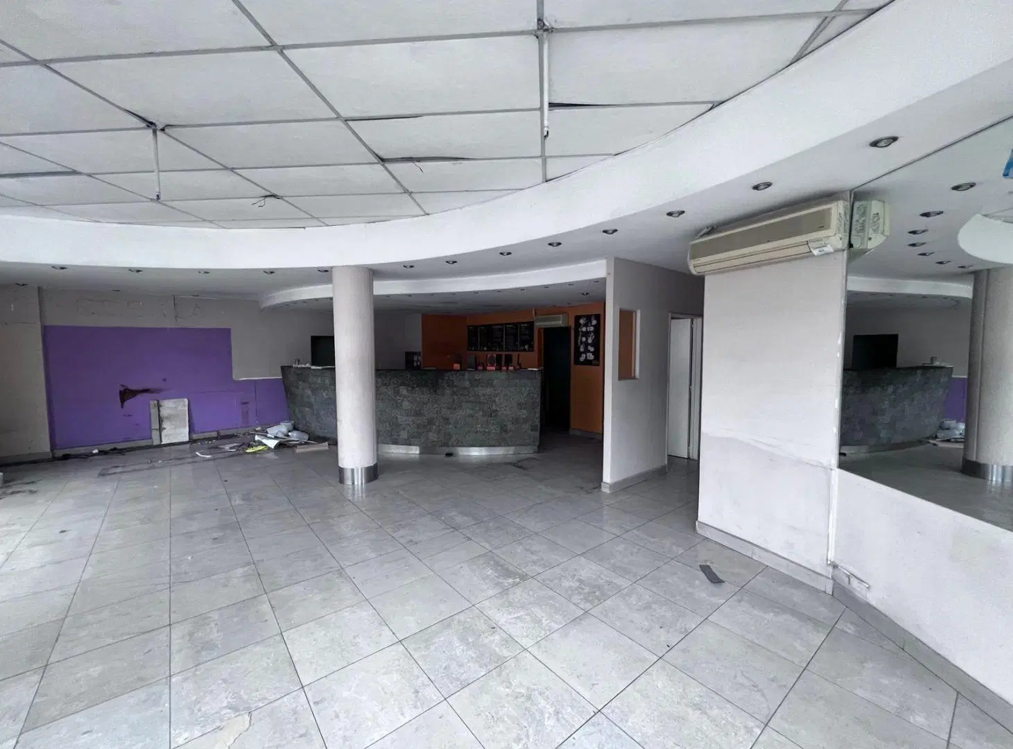 Local en Alquiler en Caballito, 100 m2 en Esquina Gaona y  Fragata Sarmiento. 7