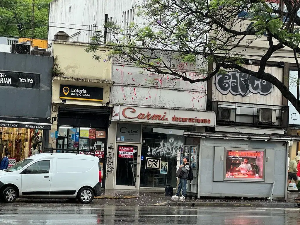 Local en alquiler en Cabildo y Juramento 2