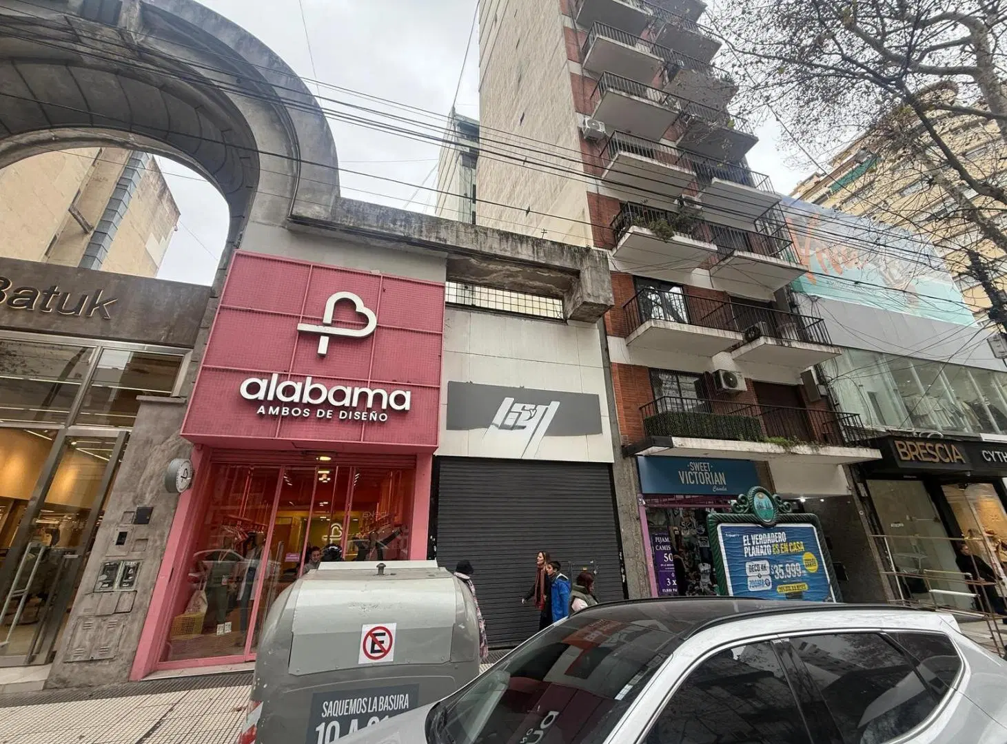 Local en alquiler en Av. Santa Fe y Junin 1