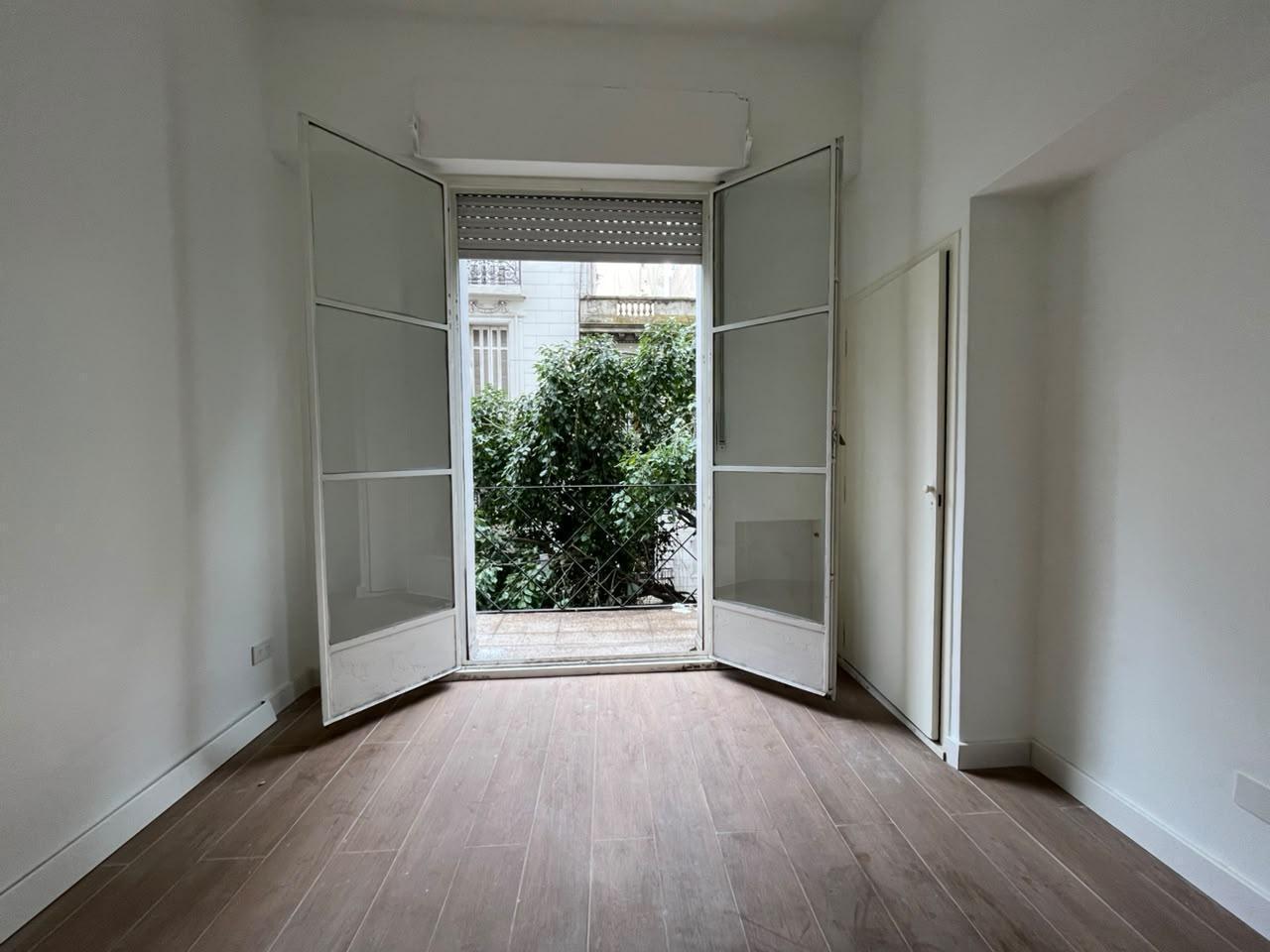 Foto de Departamento Monoambiente en Venta en Recoleta, imagen 2