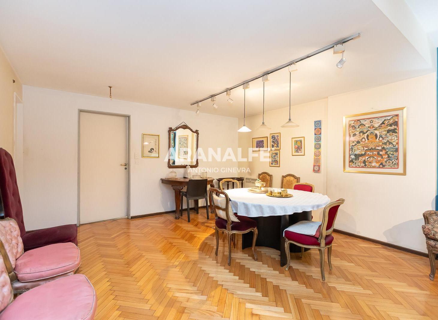 Foto de Venta departamento en Recoleta 5 ambientes con balcon al frente, imagen 3