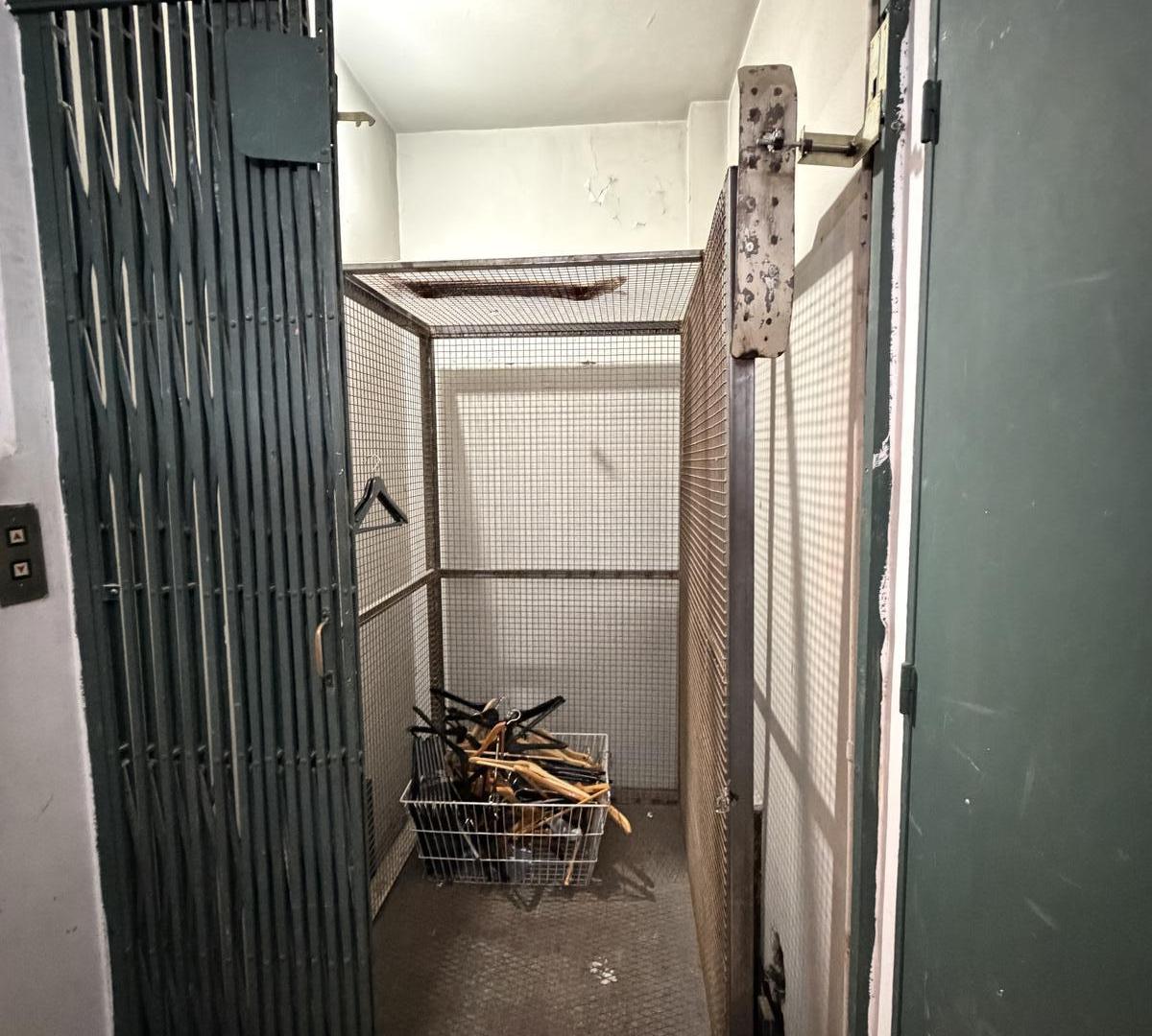 Foto de Local en Venta, Paraná 789, Recoleta - 411 m² Totales con Montacargas, imagen 3