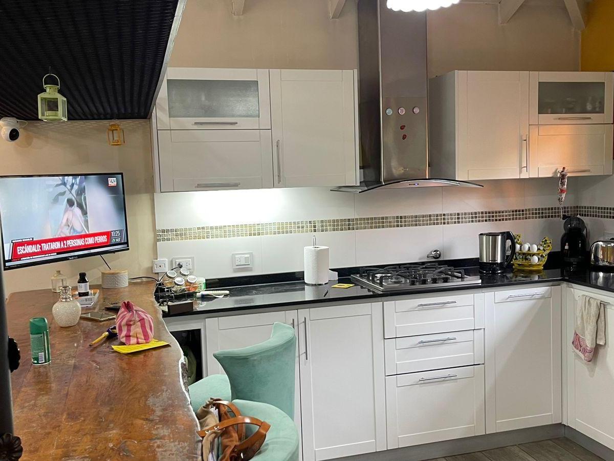 Foto de Chalet en venta de 4 ambientes, Parque Leloir., imagen 2