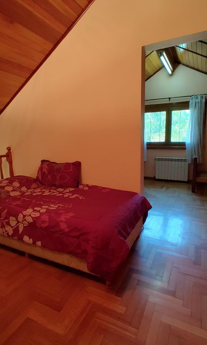 Chalet con Casa de Huéspedes, Venta, 6 Ambientes, Parque Leloir. 2