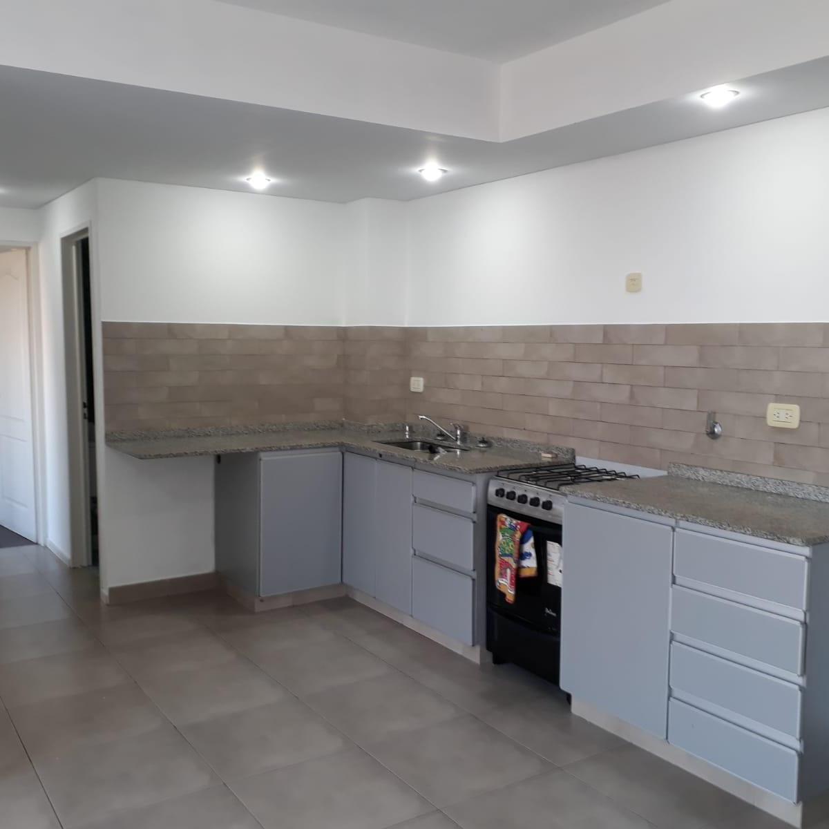 Departamento 3 Ambientes en Venta, Morón 4