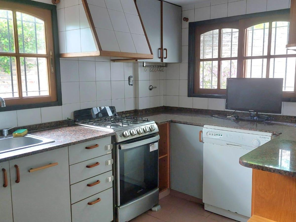 Foto de Casa 5 ambientes en venta, Parque Leloir, imagen 4